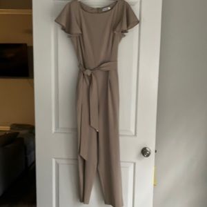 Super cute Calvin Klein jumpsuit, great for work!